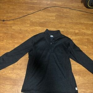 Magellan black pullover - large